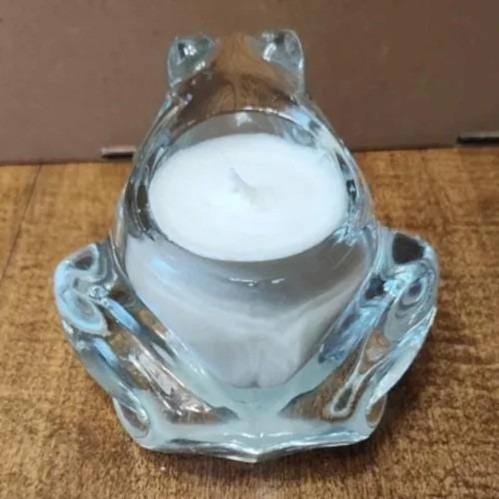 Frog Shape Lily Scented Candle Handmade 4 oz Clear Glass Animal Jar 1 Wick D125